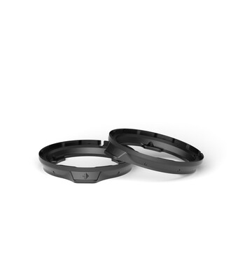 • Car models: Mercedes-Benz<br />
• Adapters for COMPOSE series midbass<br />
• To 6.5″ / 165 mm midbass image